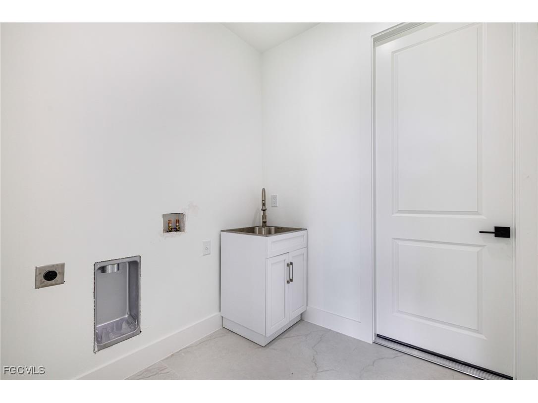 420 Yolanda Street Lehigh Acres FL 33972 2025007436 image33