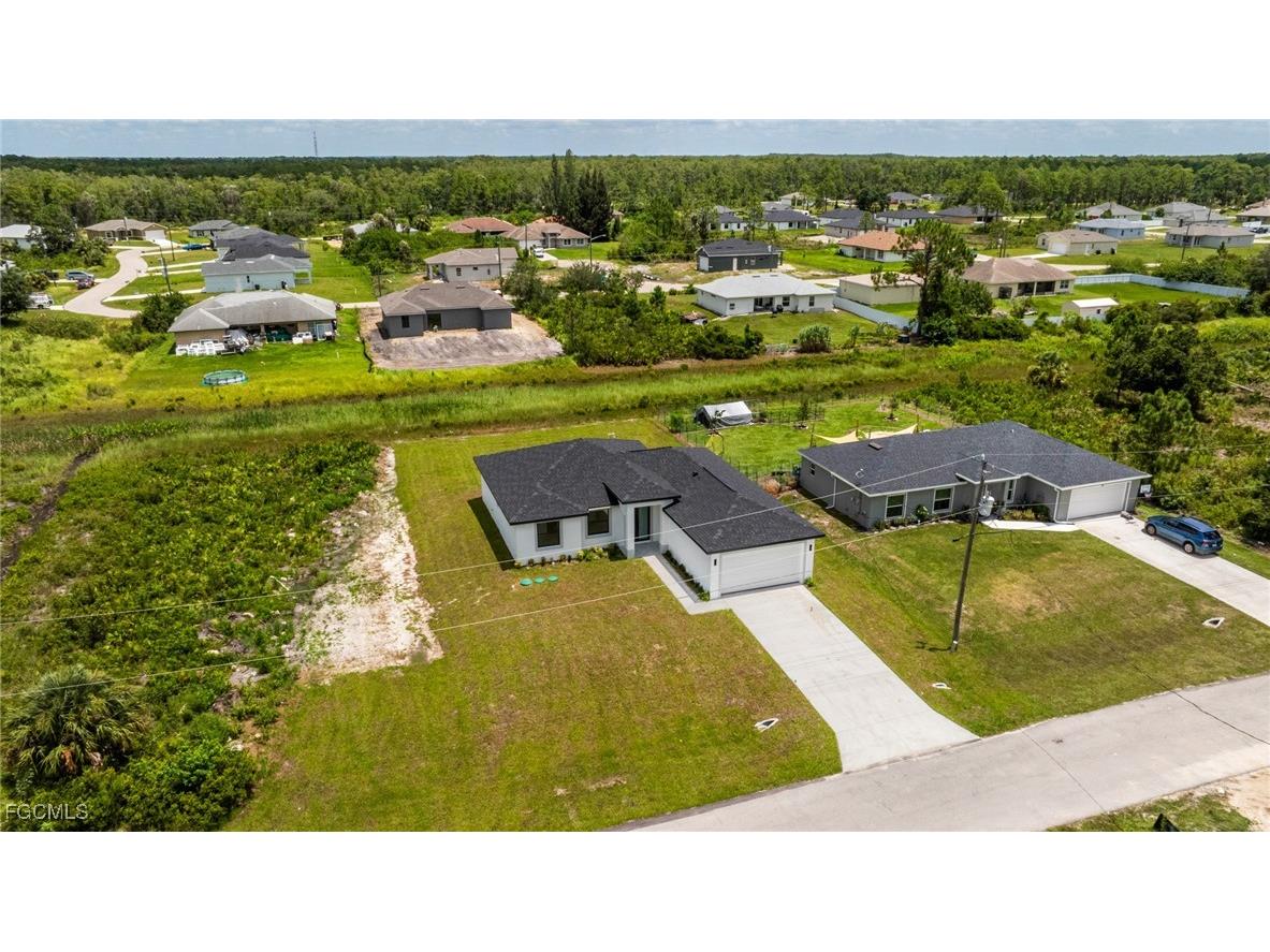 420 Yolanda Street Lehigh Acres FL 33972 2025007436 image38