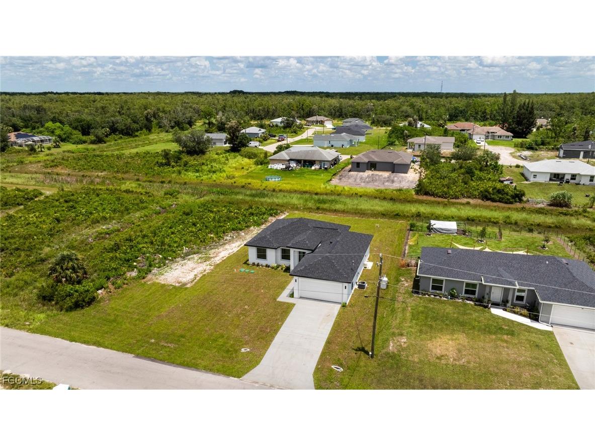 420 Yolanda Street Lehigh Acres FL 33972 2025007436 image39