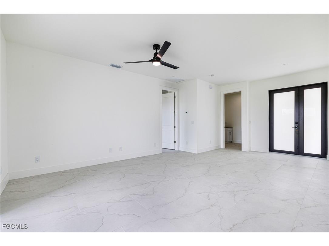 420 Yolanda Street Lehigh Acres FL 33972 2025007436 image4