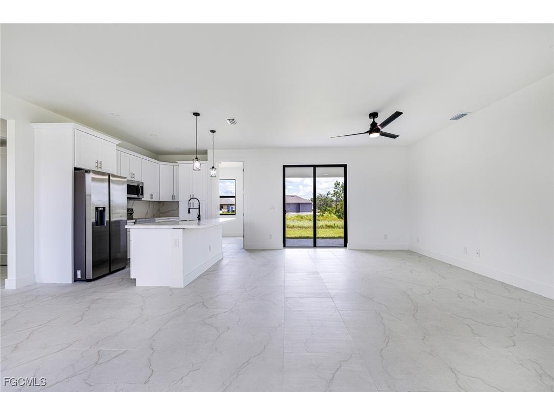 420 Yolanda Street Lehigh Acres FL 33972 2025007436 image5