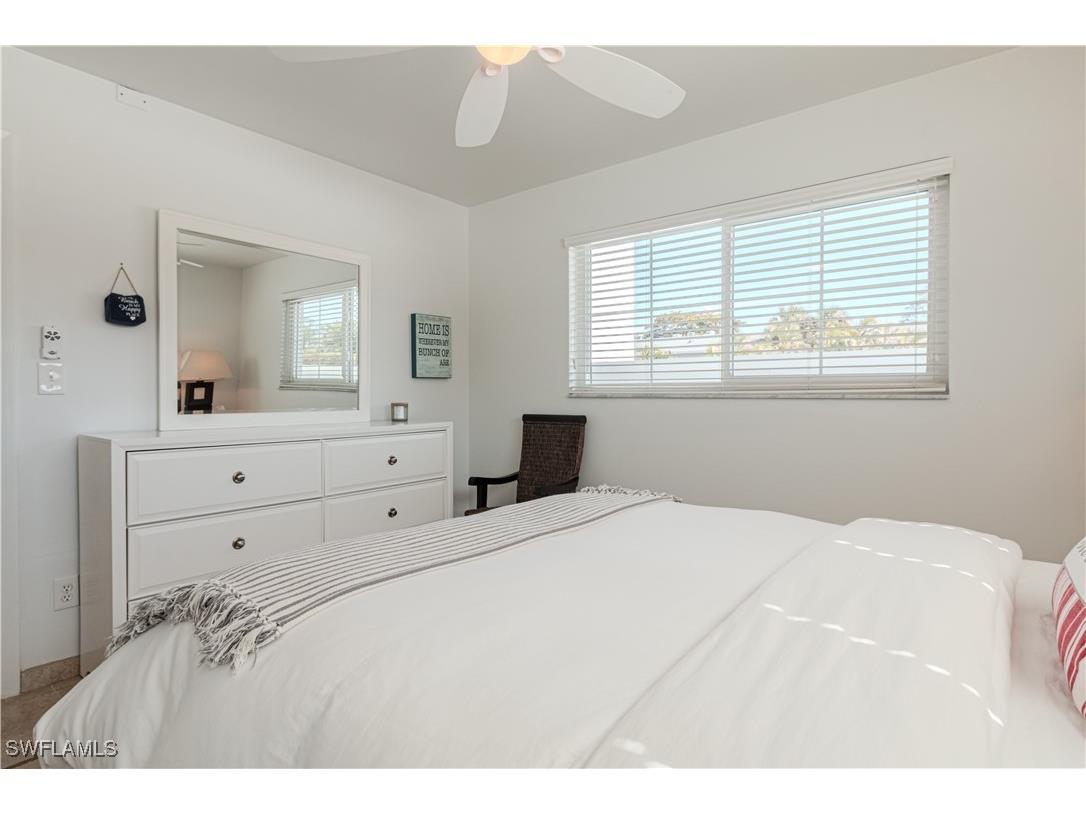 4200 Belair Lane #101 Naples FL 34103 226005143 image20