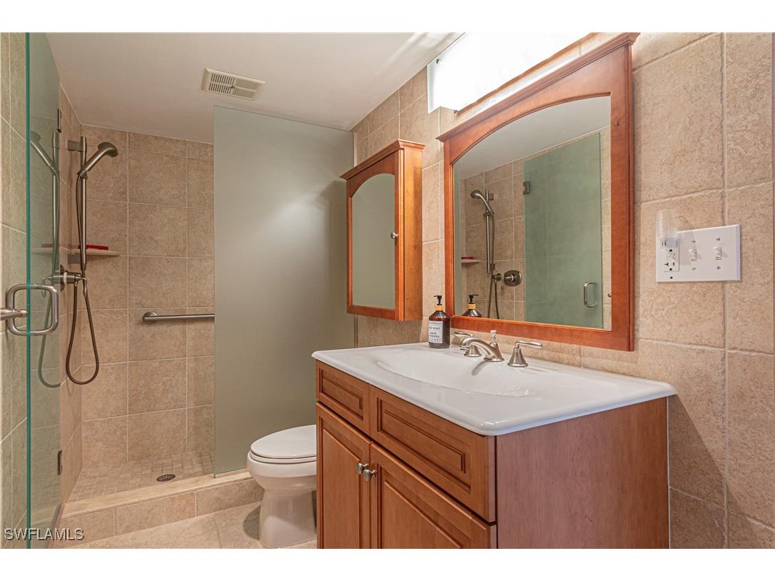 4200 Belair Lane #101 Naples FL 34103 226005143 image23