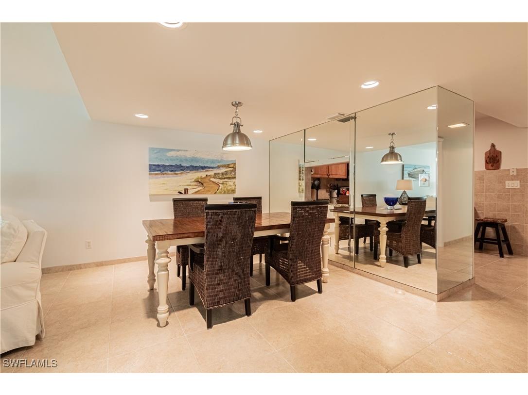 4200 Belair Lane #101 Naples FL 34103 226005143 image5