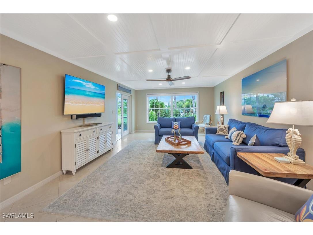 4200 Belair Lane #105 Naples FL 34103 225073770 image1