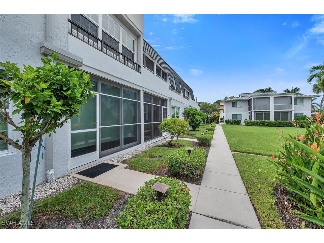 4200 Belair Lane #105 Naples FL 34103 225073770 image24