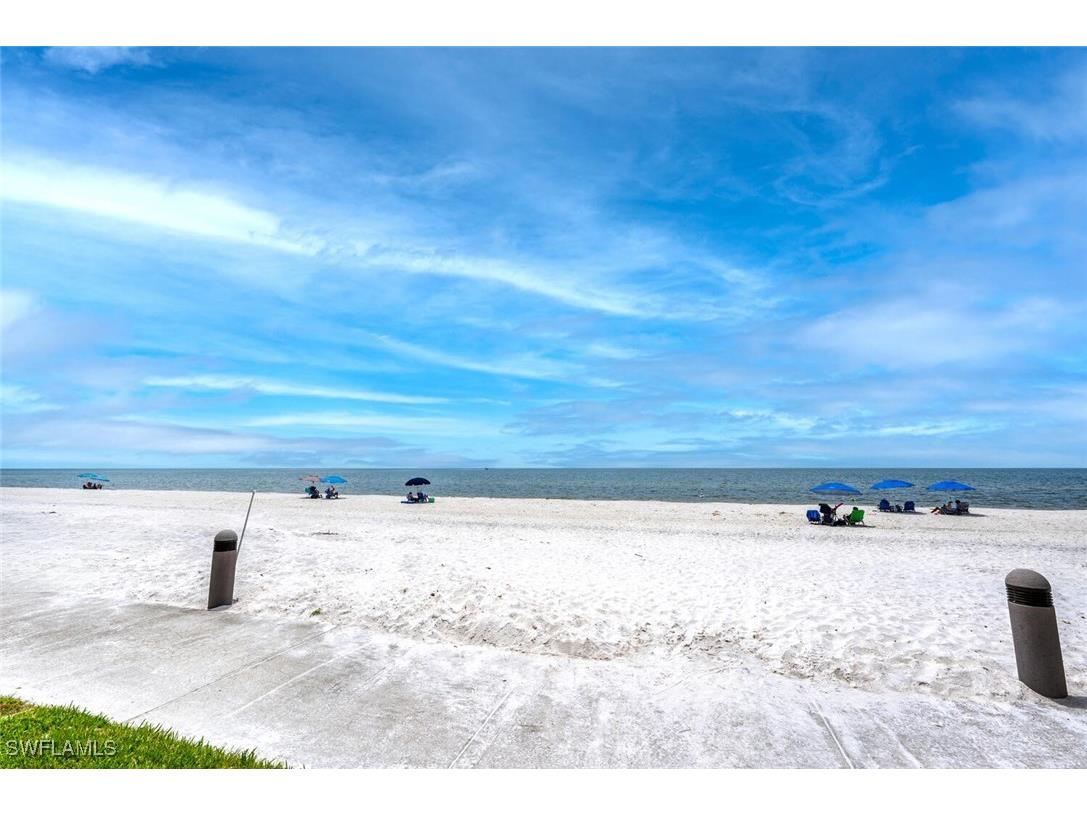 4200 Belair Lane #105 Naples FL 34103 225073770 image28