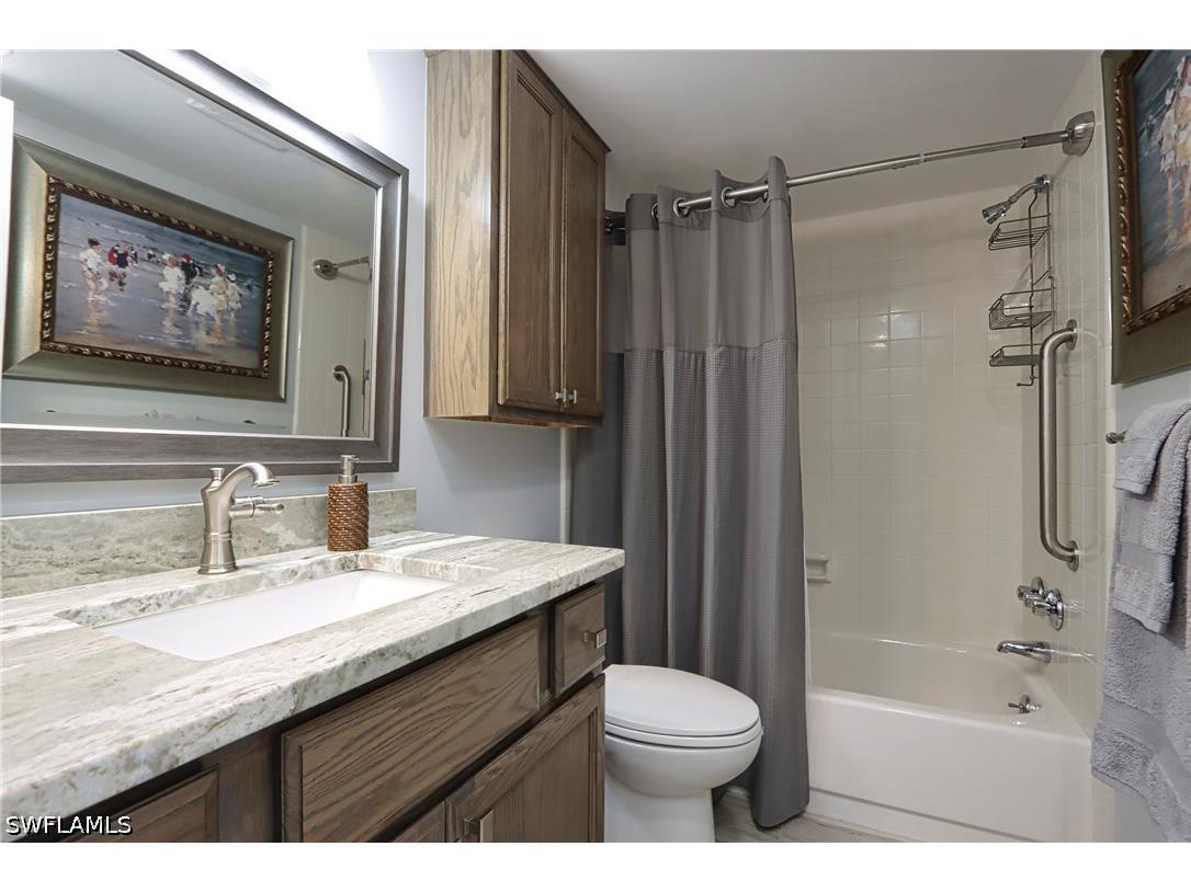 4200 Belair Lane #114 Naples FL 34103 226019323 image14