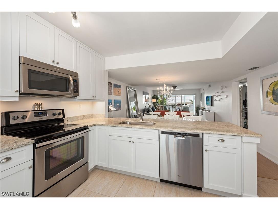 4200 Belair Lane #208 Naples FL 34103 223033619 image1