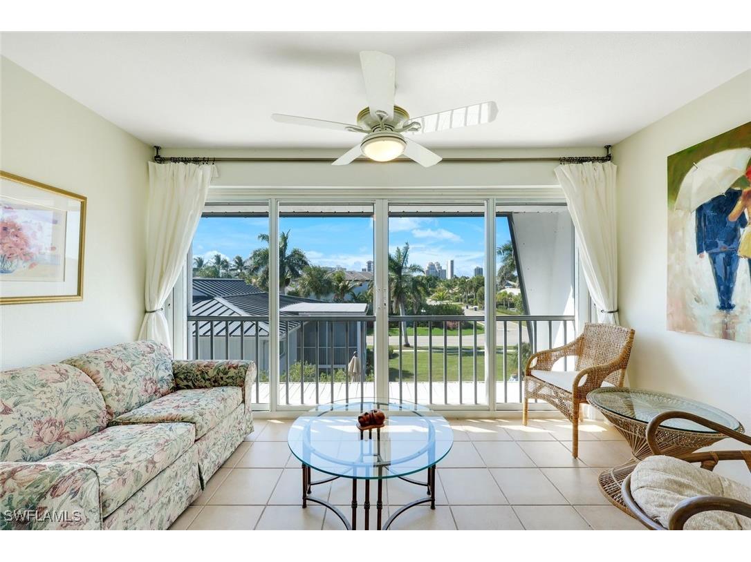 4200 Belair Lane #302 Naples FL 34103 225078447 image10