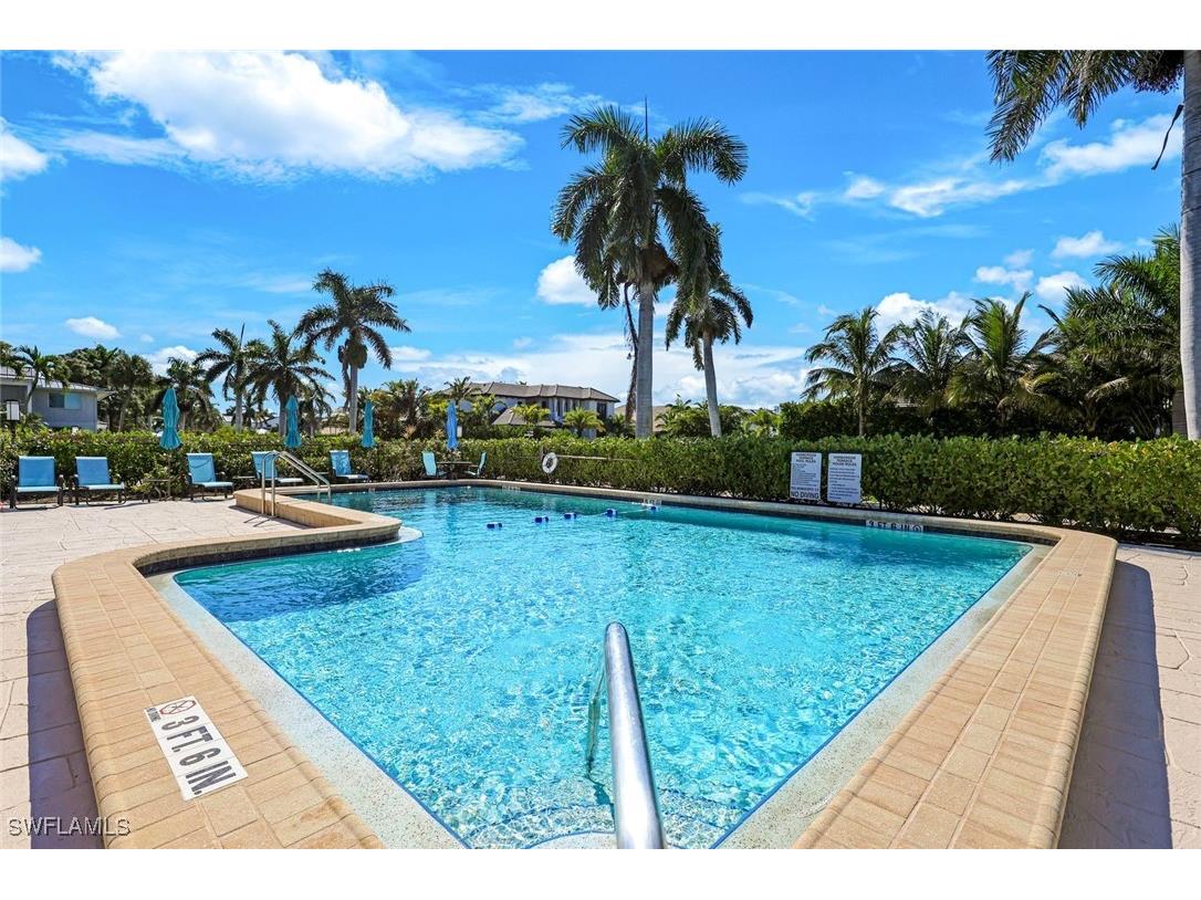 4200 Belair Lane #302 Naples FL 34103 225078447 image2