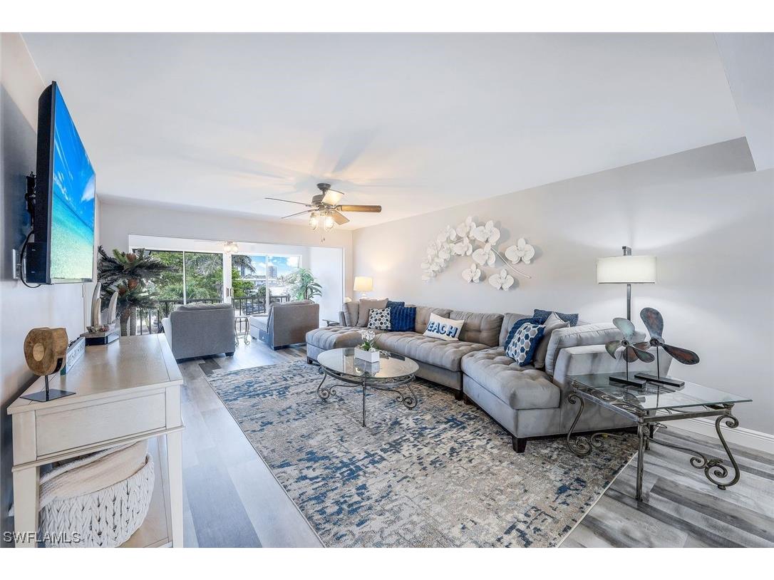 4200 Belair Lane #303 Naples FL 34103 223041349 image1