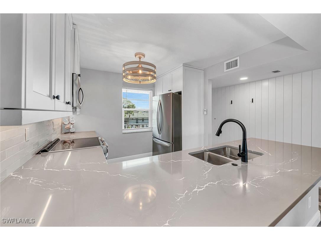 4200 Belair Lane #303 Naples FL 34103 225028598 image10