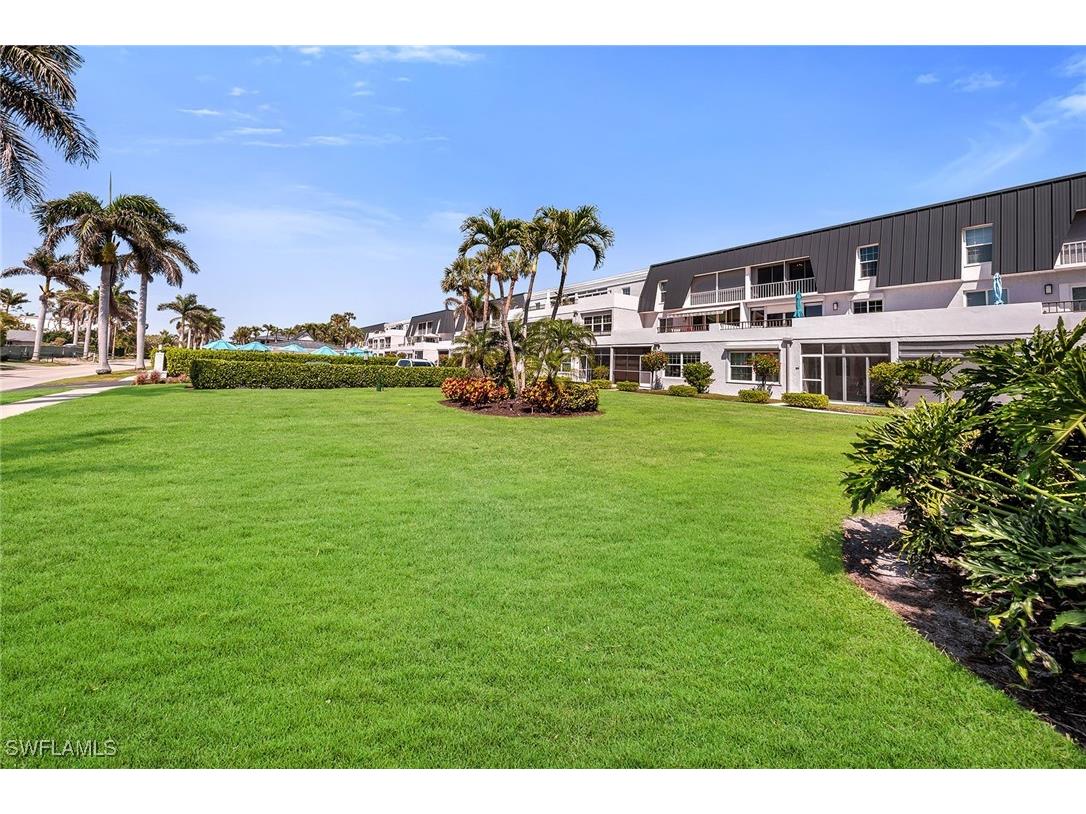 4200 Belair Lane #303 Naples FL 34103 225028598 image26