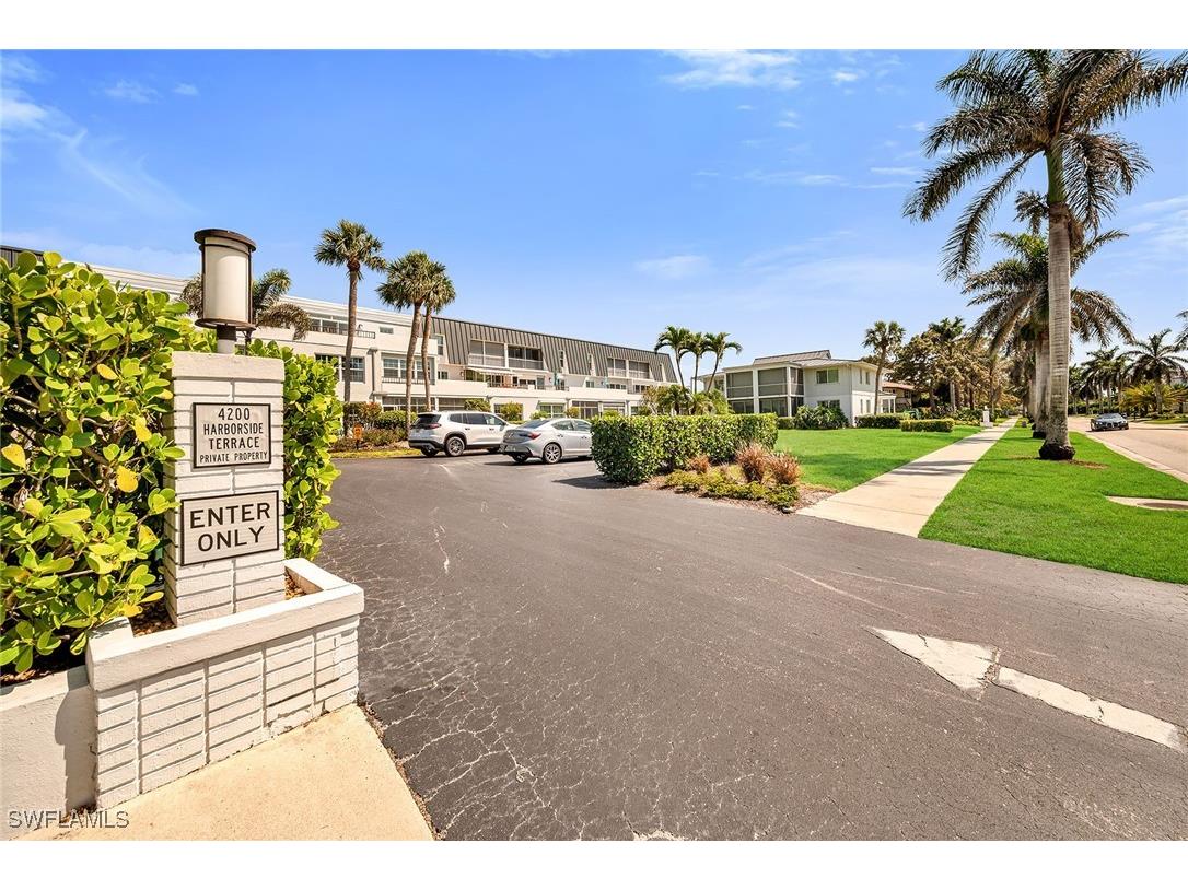 4200 Belair Lane #303 Naples FL 34103 225028598 image28