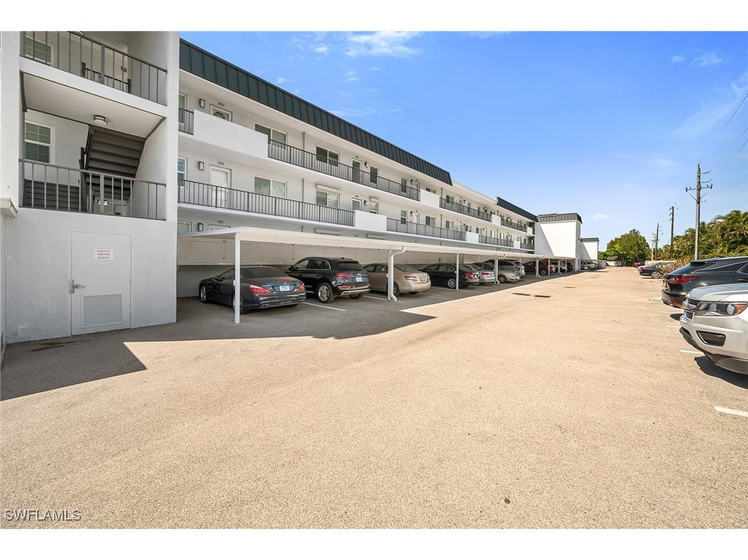 4200 Belair Lane #303 Naples FL 34103 225028598 image30