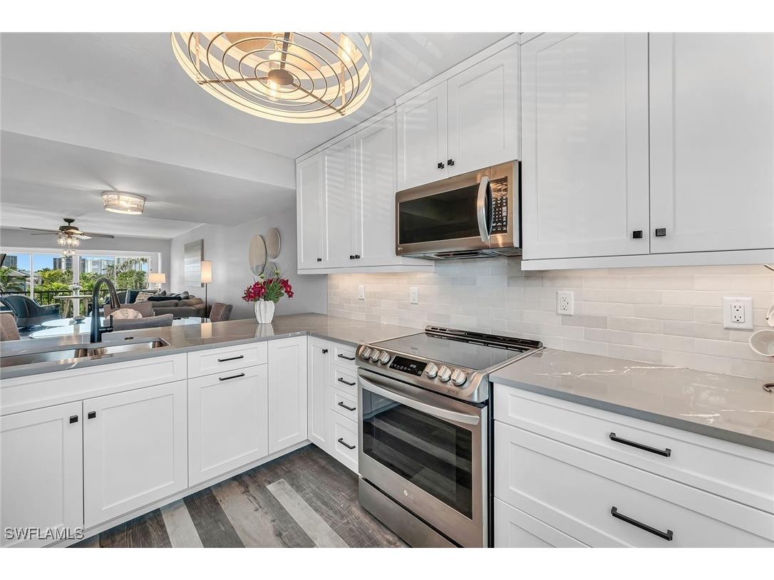 4200 Belair Lane #303 Naples FL 34103 225028598 image8