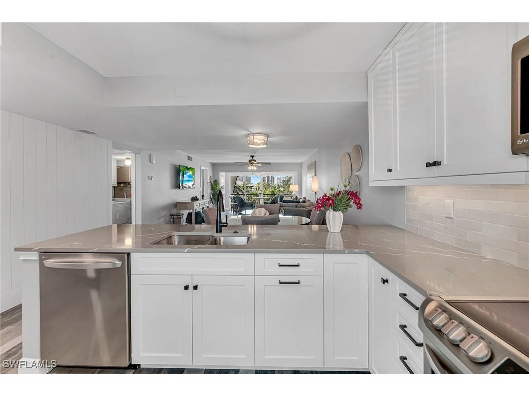 4200 Belair Lane #303 Naples FL 34103 225028598 image9