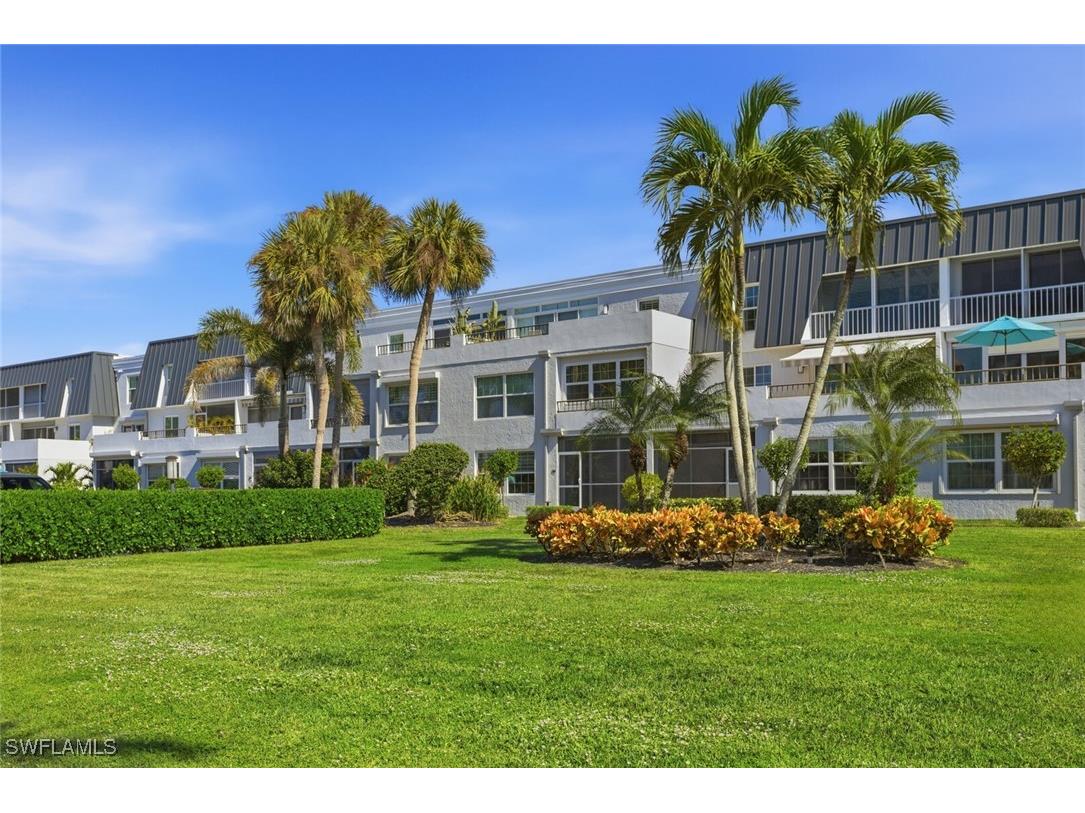 4200 Belair Lane #313 Naples FL 34103 225080859 image1