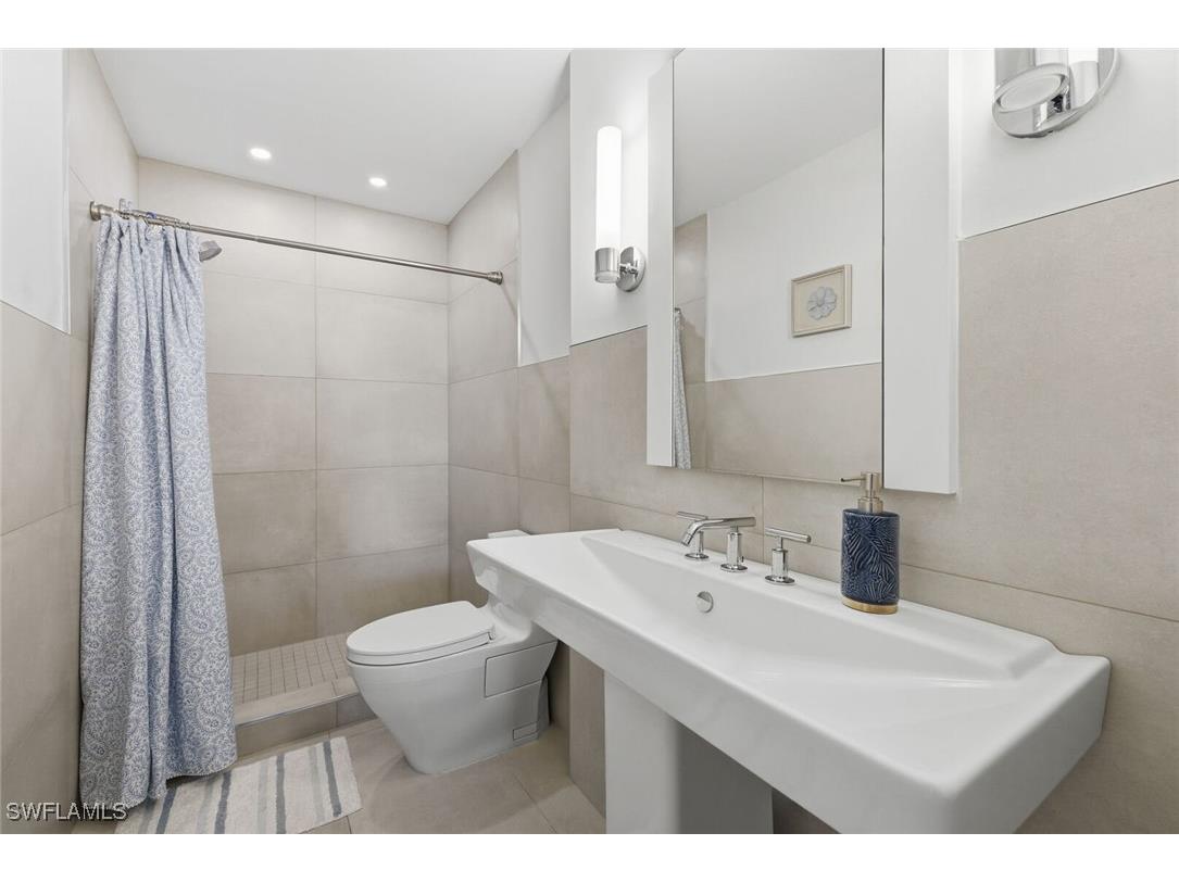 4200 Belair Lane #313 Naples FL 34103 225080859 image19