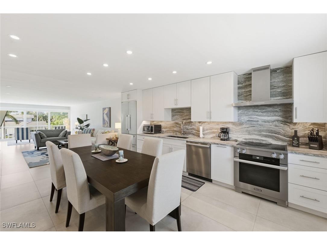 4200 Belair Lane #313 Naples FL 34103 225080859 image4