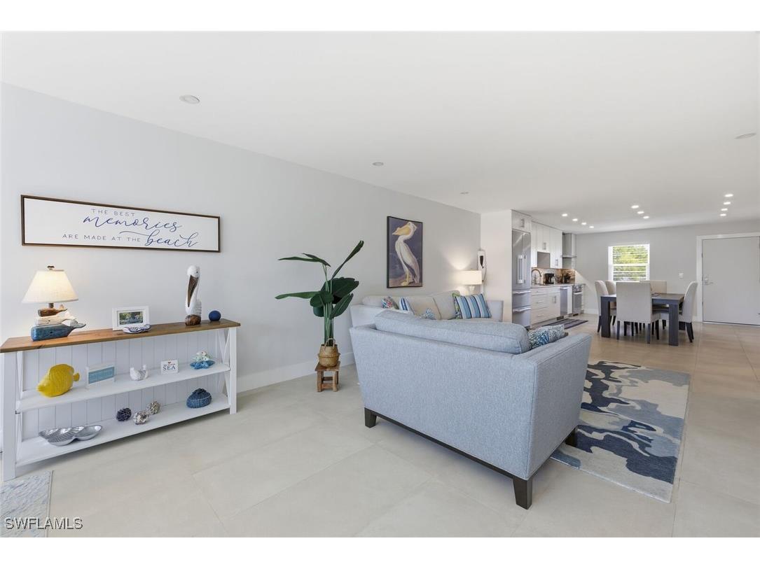 4200 Belair Lane #313 Naples FL 34103 225080859 image9