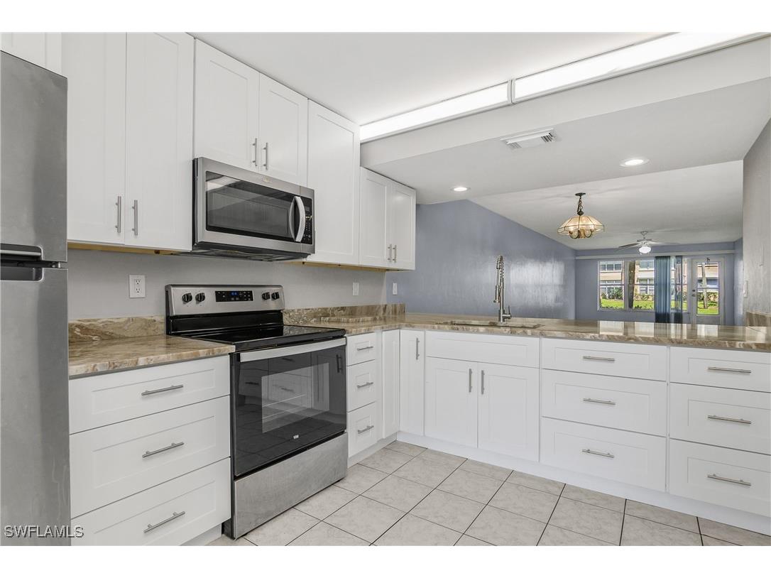 4200 Looking Glass Lane #4207 Naples FL 34112 225068740 image1