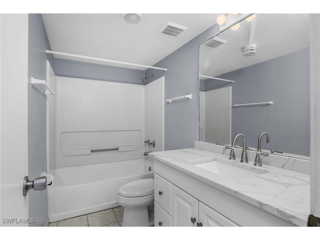 4200 Looking Glass Lane #4207 Naples FL 34112 225068740 image13