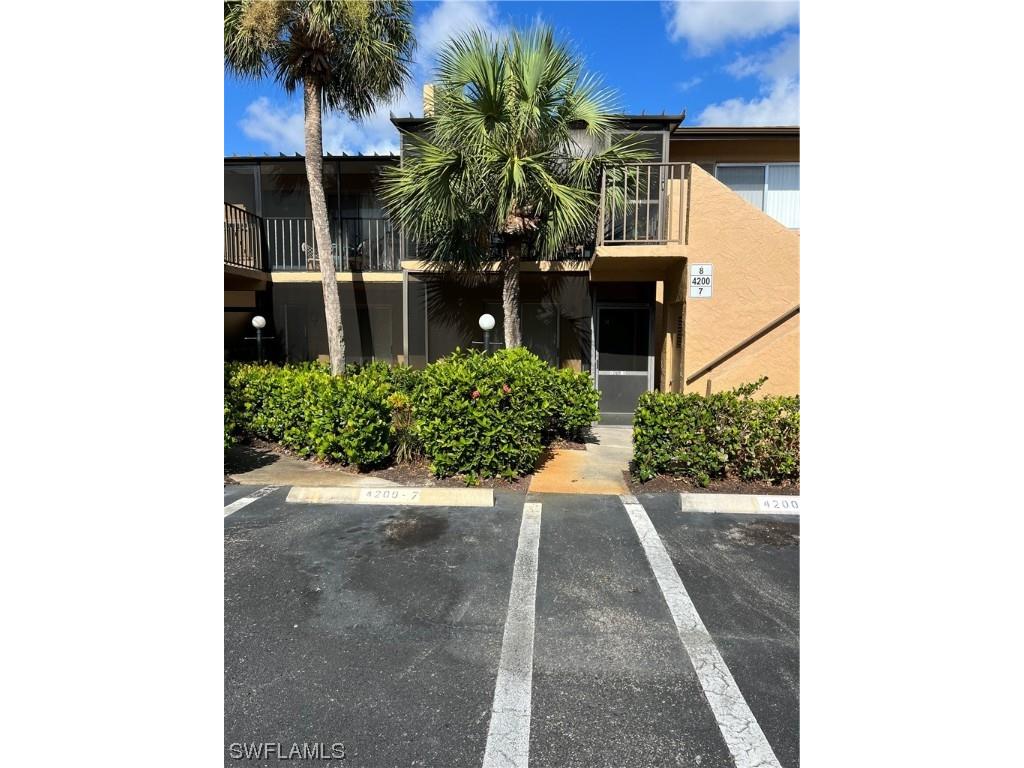 4200 Looking Glass Lane #7 Naples FL 34112 223043793 image1