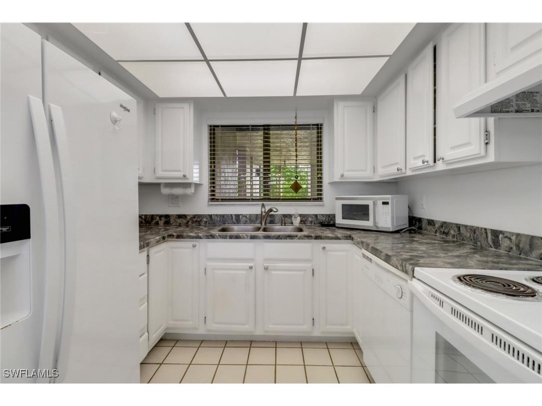 4200 Steamboat Bend #205 Fort Myers FL 33919 225047943 image17