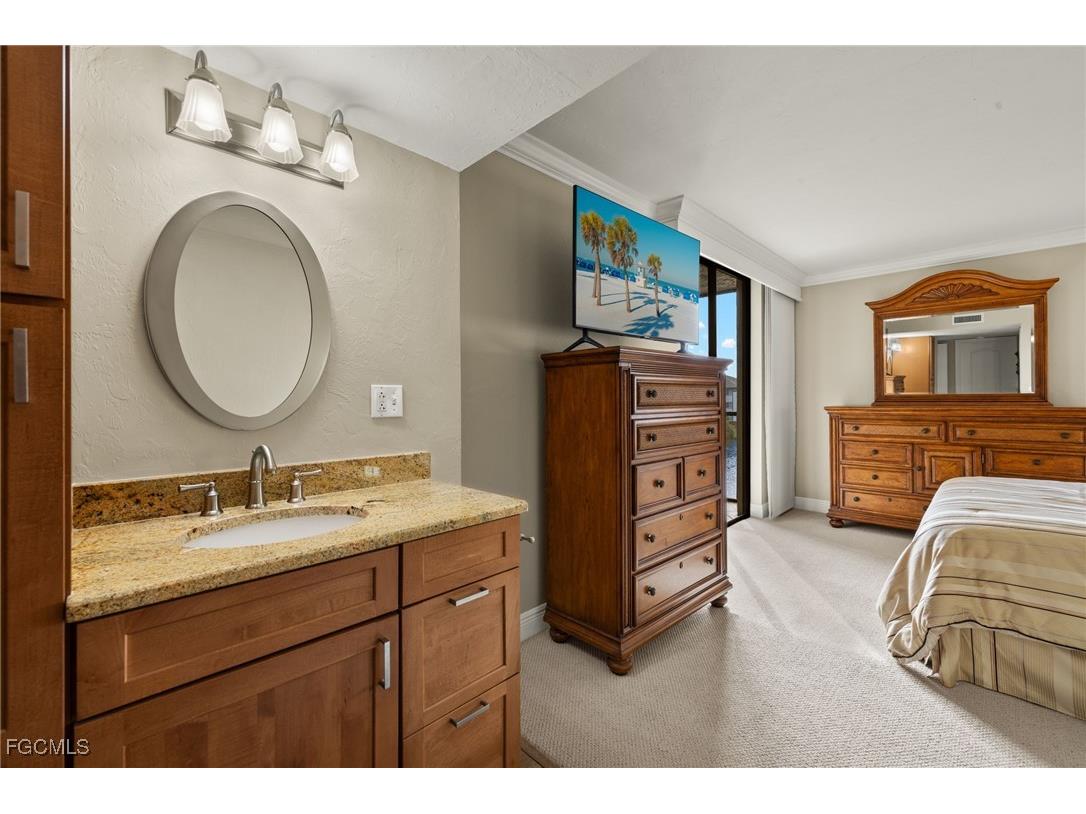4200 Steamboat Bend #303 Fort Myers FL 33919 2025011310 image14