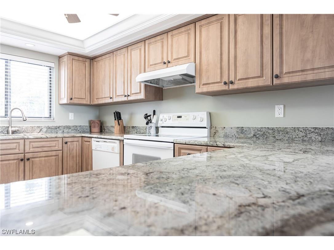 4200 Steamboat Bend #401 Fort Myers FL 33919 223075296 image1