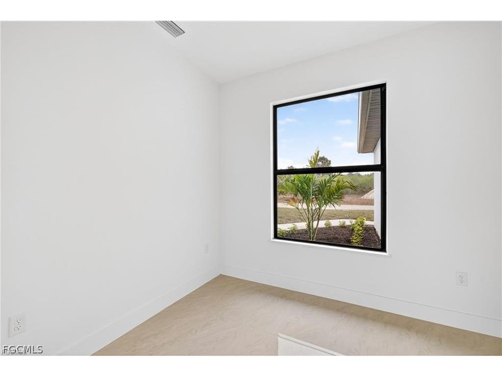 4201 14th Street W Lehigh Acres FL 33971 2026010343 image13