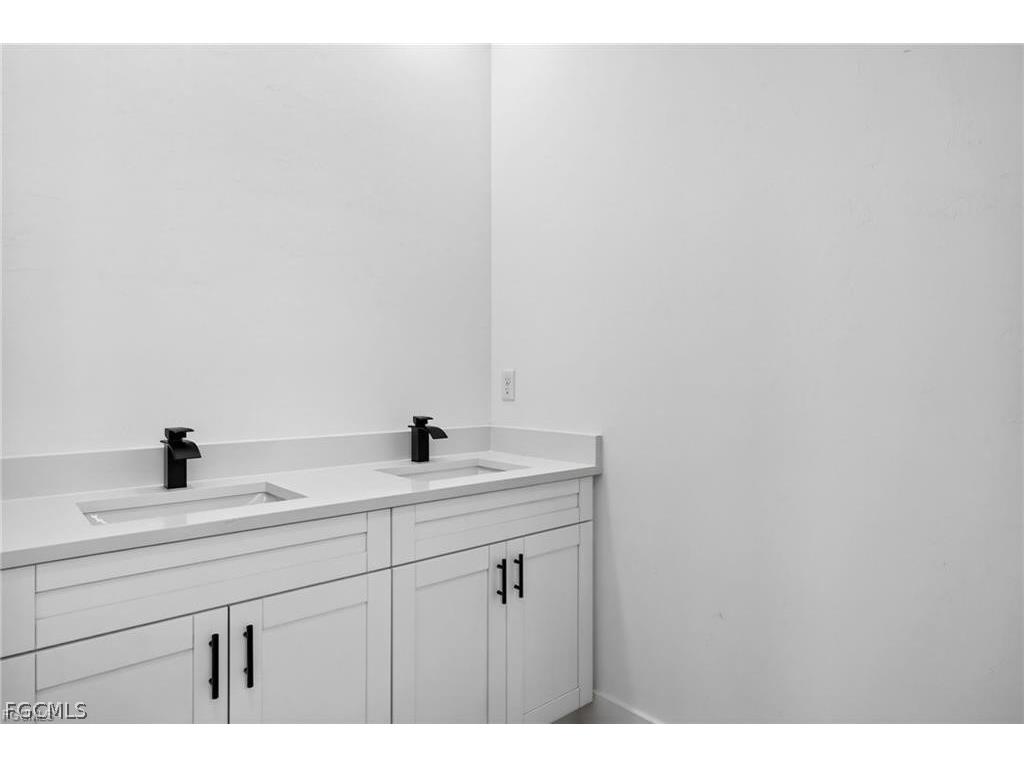 4201 14th Street W Lehigh Acres FL 33971 2026010343 image17