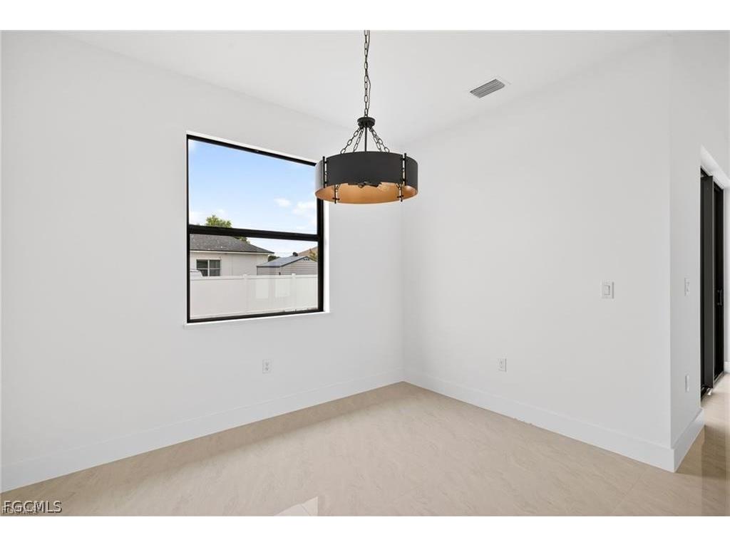 4201 14th Street W Lehigh Acres FL 33971 2026010343 image6