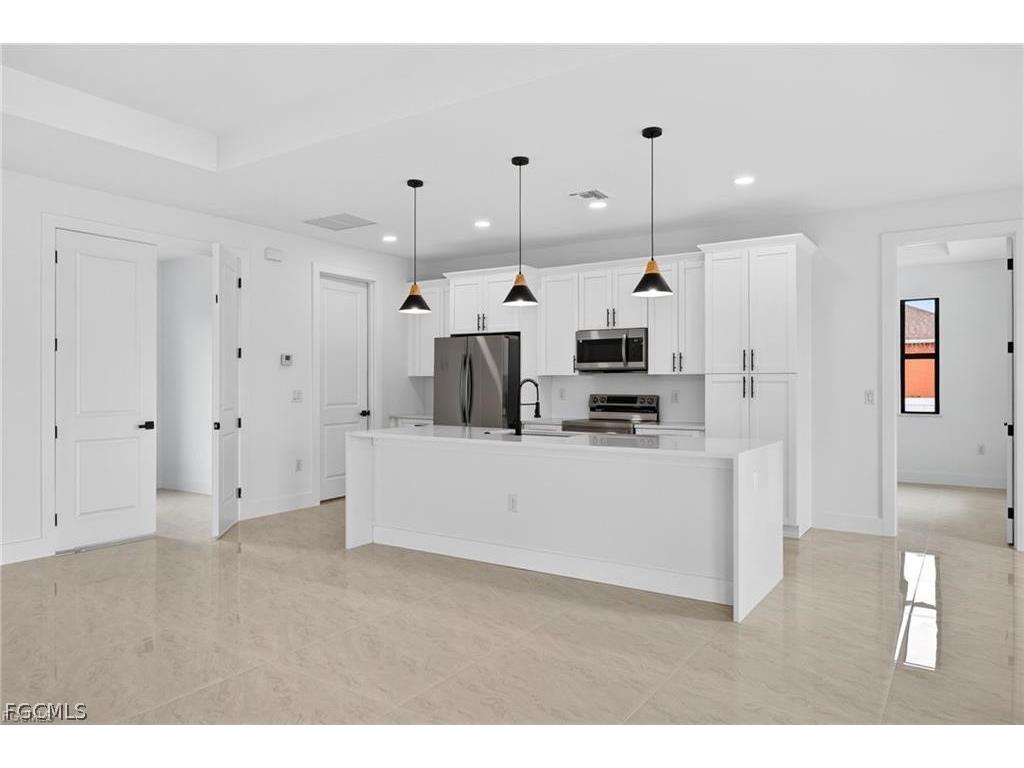 4201 14th Street W Lehigh Acres FL 33971 2026010343 image9