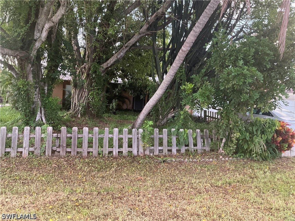 4201 32nd Avenue SW Naples FL 34116 226022835 image1