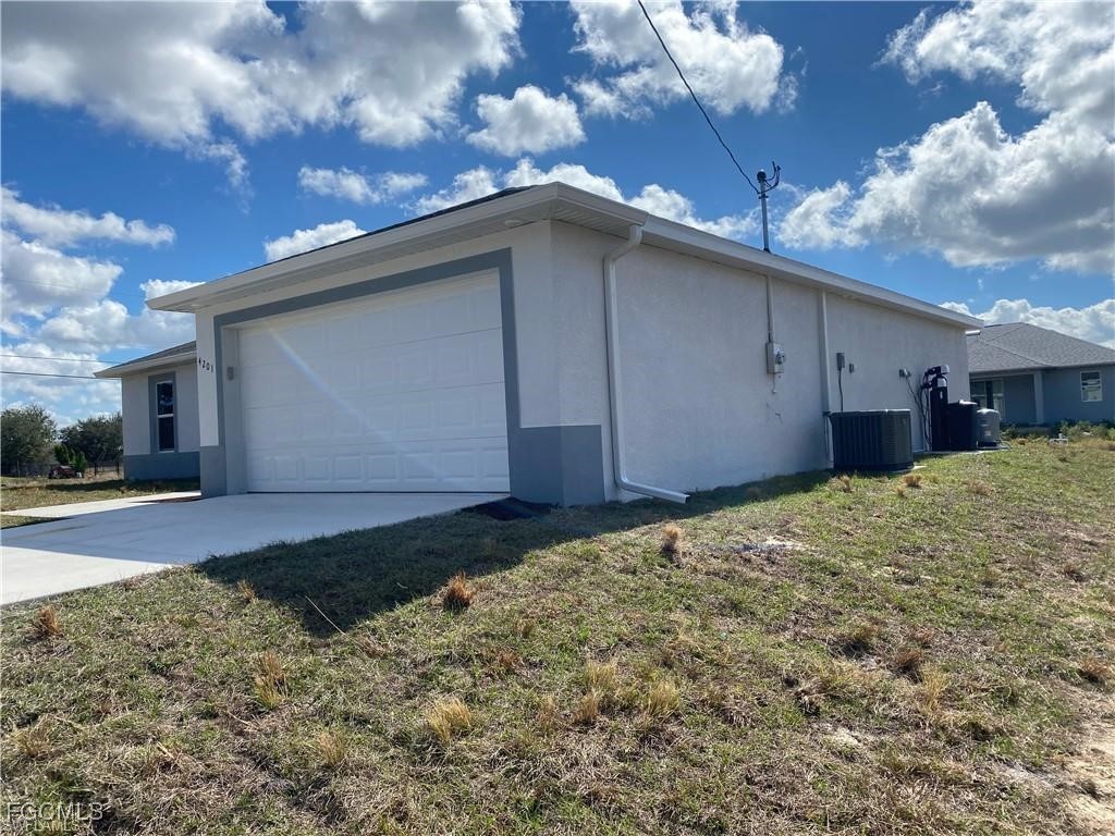 4201 3rd Street SW Lehigh Acres FL 33976 2025002394 image3