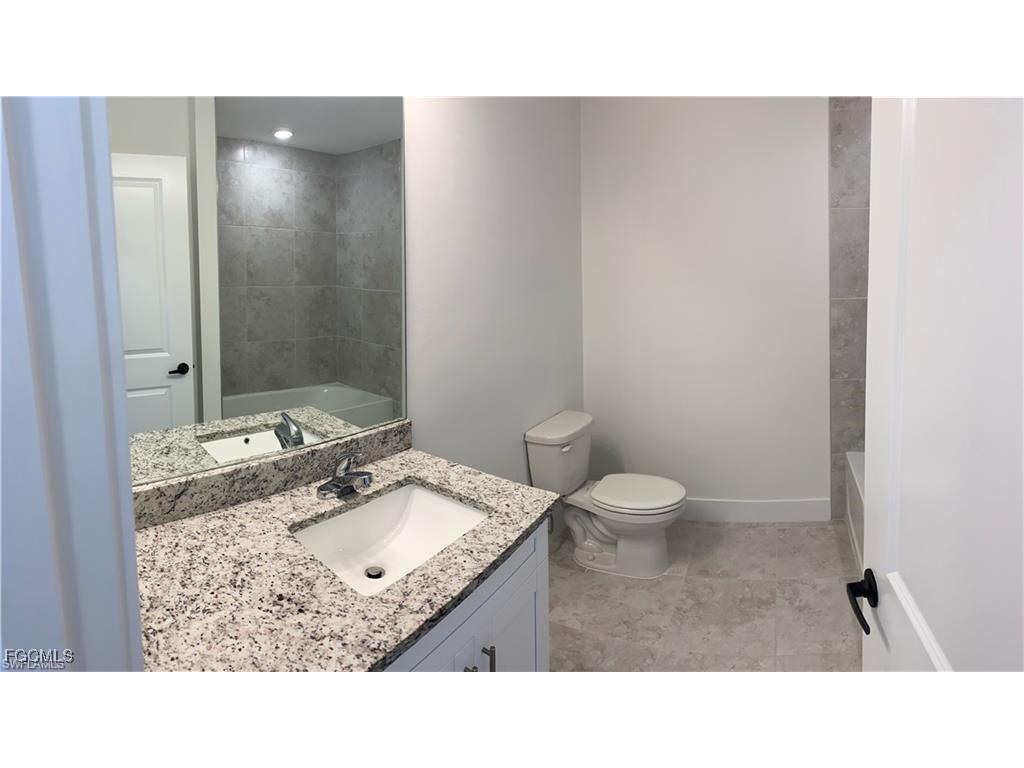 4201 3rd Street SW Lehigh Acres FL 33976 2025002394 image9