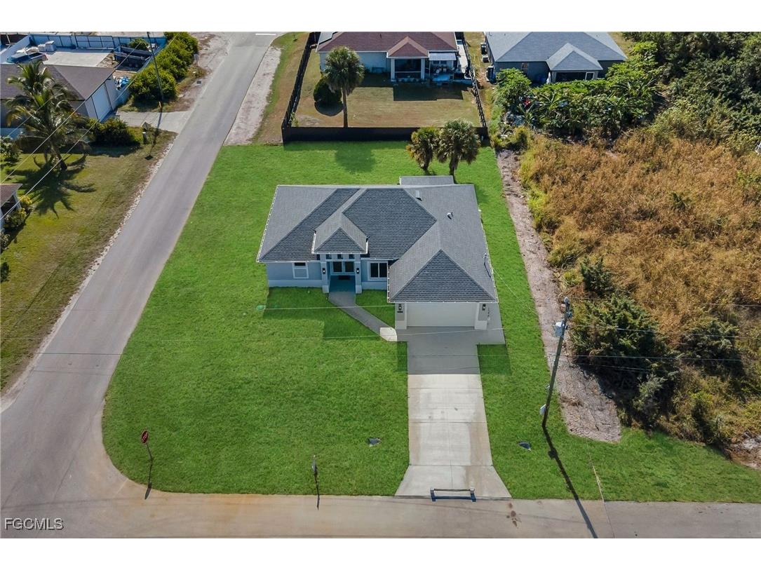 4201 7th Street SW Lehigh Acres FL 33976 2025023450 image3