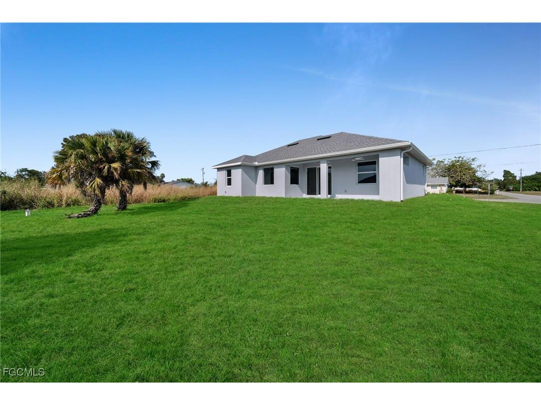 4201 7th Street SW Lehigh Acres FL 33976 2025023450 image36