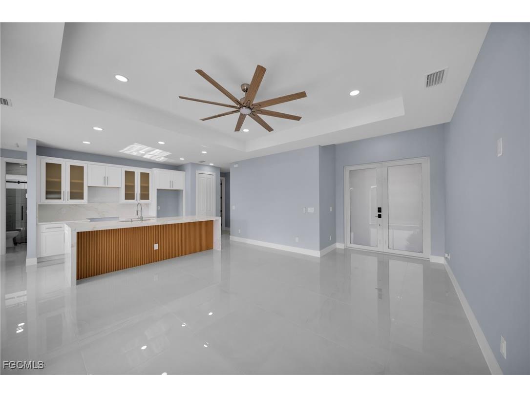 4201 7th Street SW Lehigh Acres FL 33976 2025023450 image6