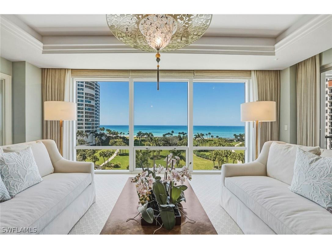 4201 Gulf Shore Boulevard N #702 Naples FL 34103 226011084 image1
