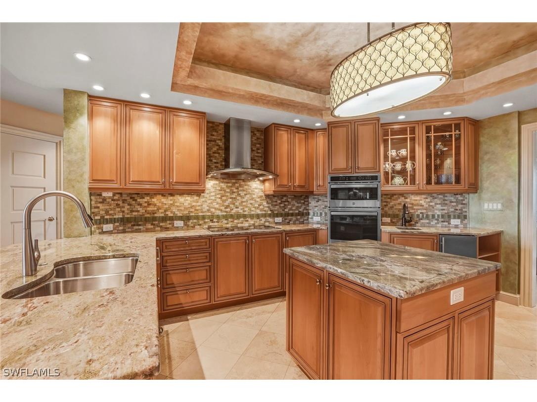 4201 Gulf Shore Boulevard N #702 Naples FL 34103 226011084 image18