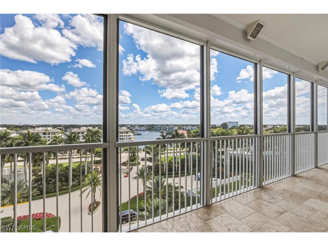 4201 Gulf Shore Boulevard N #702 Naples FL 34103 226011084 image25