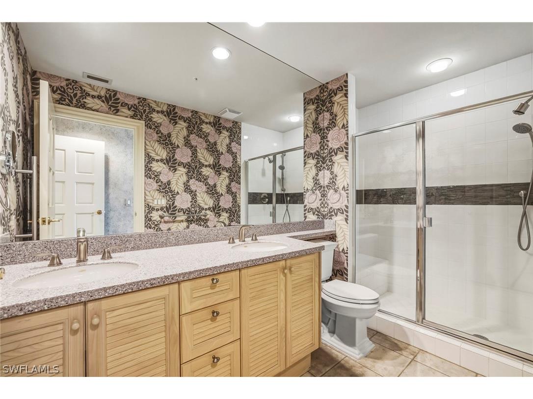 4201 Gulf Shore Boulevard N #702 Naples FL 34103 226011084 image27