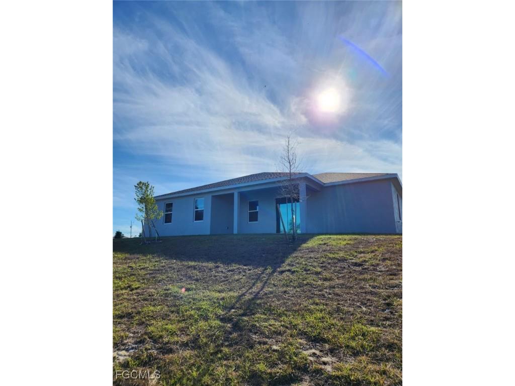 4201 NE 23rd Avenue Cape Coral FL 33909 2026006400 image5