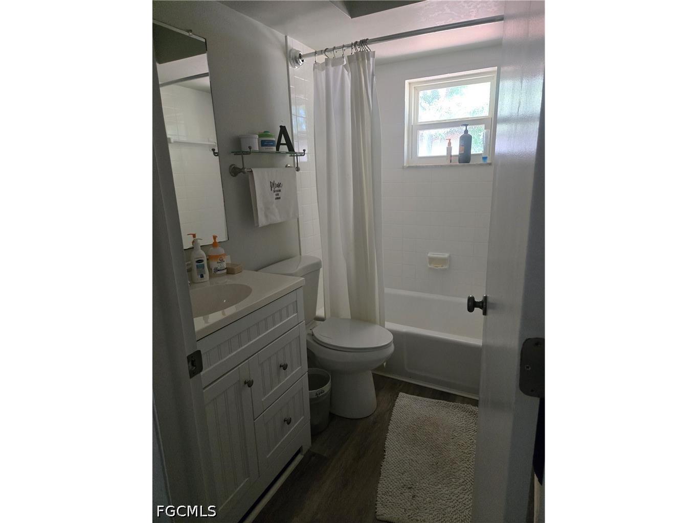 4201 SE Coronado Parkway Cape Coral FL 33904 2026021395 image8