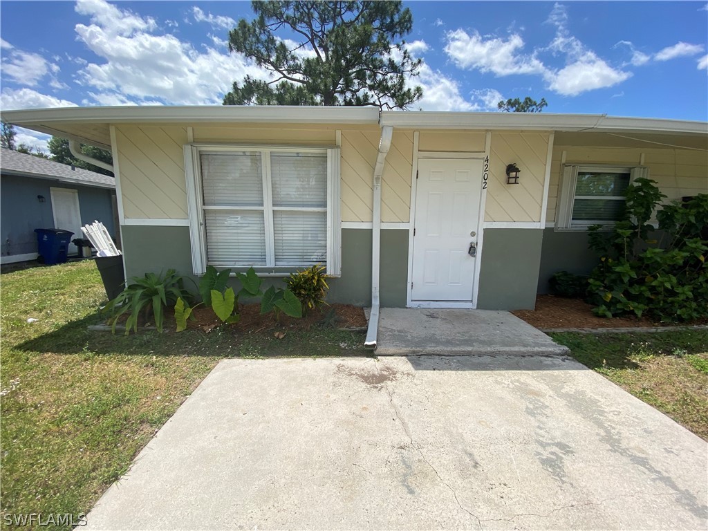 4202-4202 Pine Drop Lane North Fort Myers FL 33917 224039847 image1