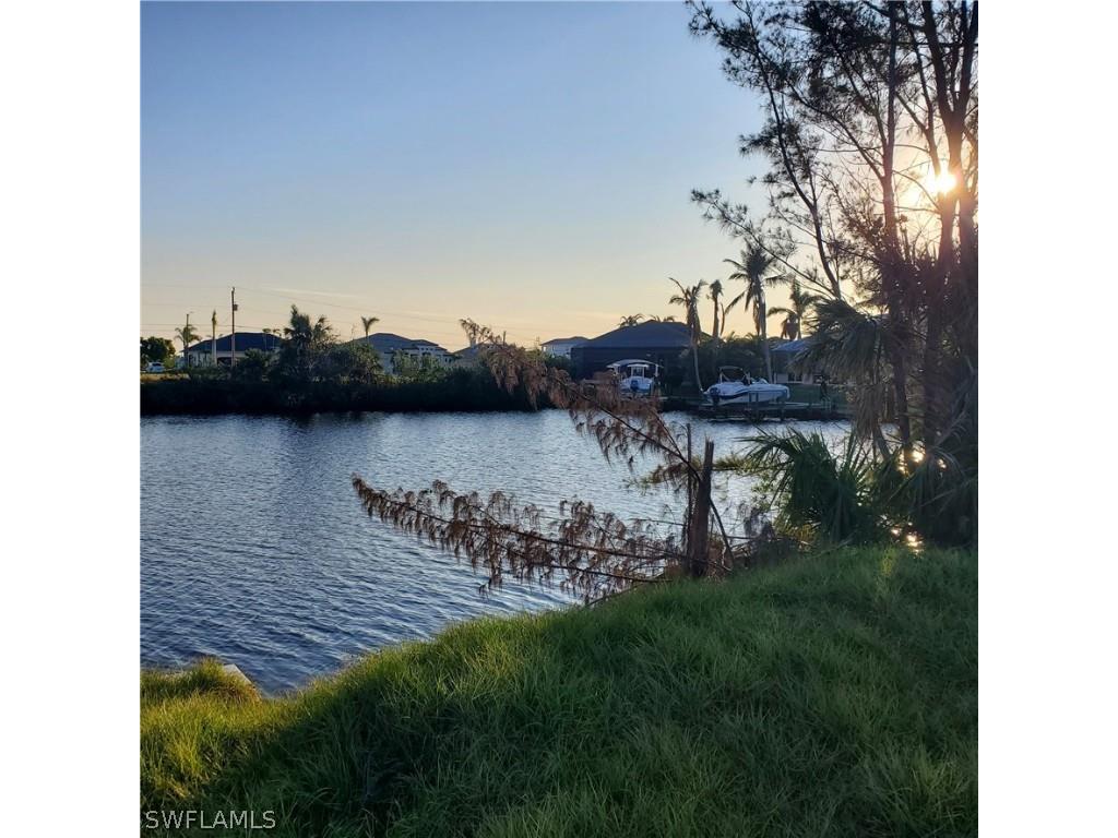 4202 NW 16th Terrace Cape Coral FL 33993 222085052 image1